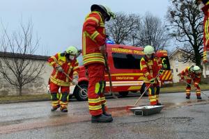 Einsatz 01.02.2021 - THL klein - Ölspur