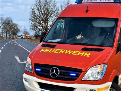 Einsatz 13.02.2020 - Baum auf Auto - B2