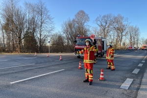 Einsatz 18.12.2020 - Verkehrsunfall mit eingeklemmter Person