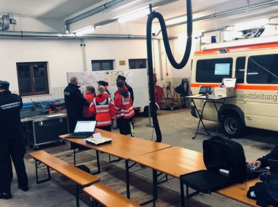 Hier die Impressionen von der Einsatzleitung, die ihr Quartier im Feuerwehrhaus Polling bezogen hat.